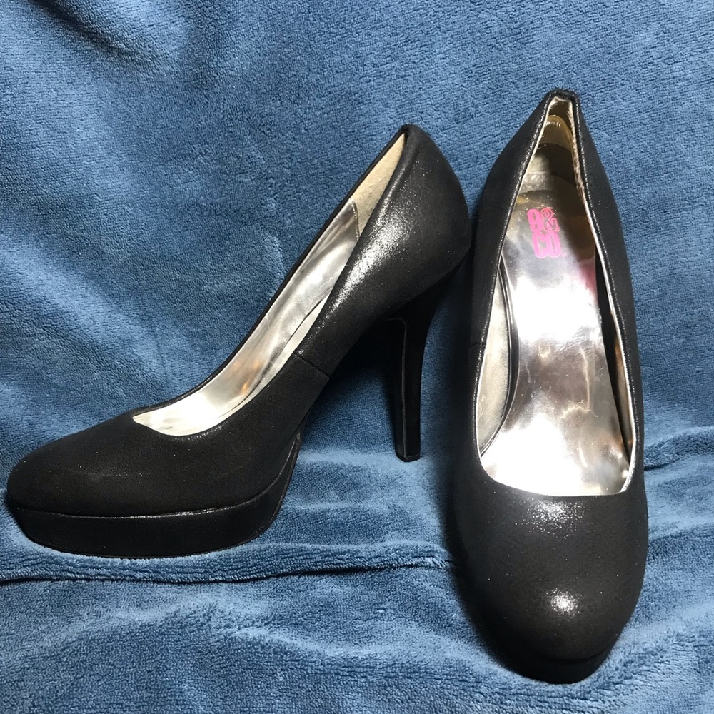 9 & Co. Black Heels